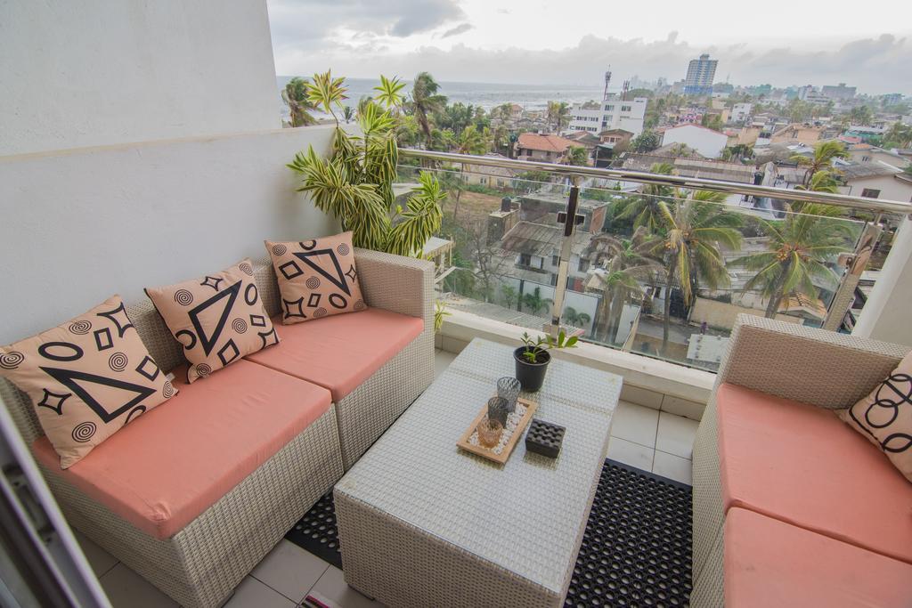 Cozy Sea View Luxury Apartment, Fully Furnished, 2 Bedrooms, 2 Bathrooms Dehiwala-Mount Lavinia Eksteriør bilde