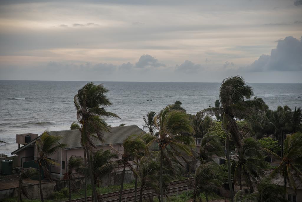 Cozy Sea View Luxury Apartment, Fully Furnished, 2 Bedrooms, 2 Bathrooms Dehiwala-Mount Lavinia Eksteriør bilde